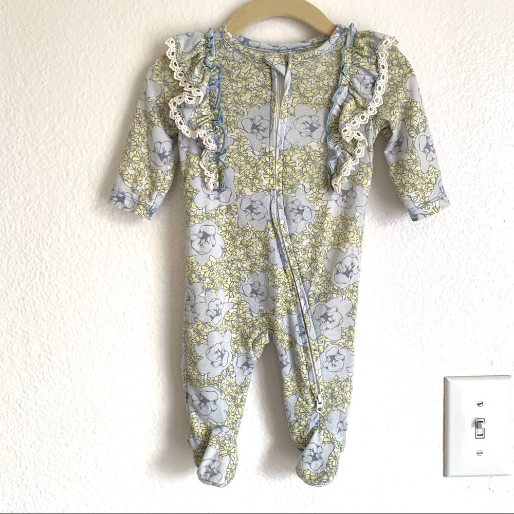 Jessica Simpson Zippered Footie